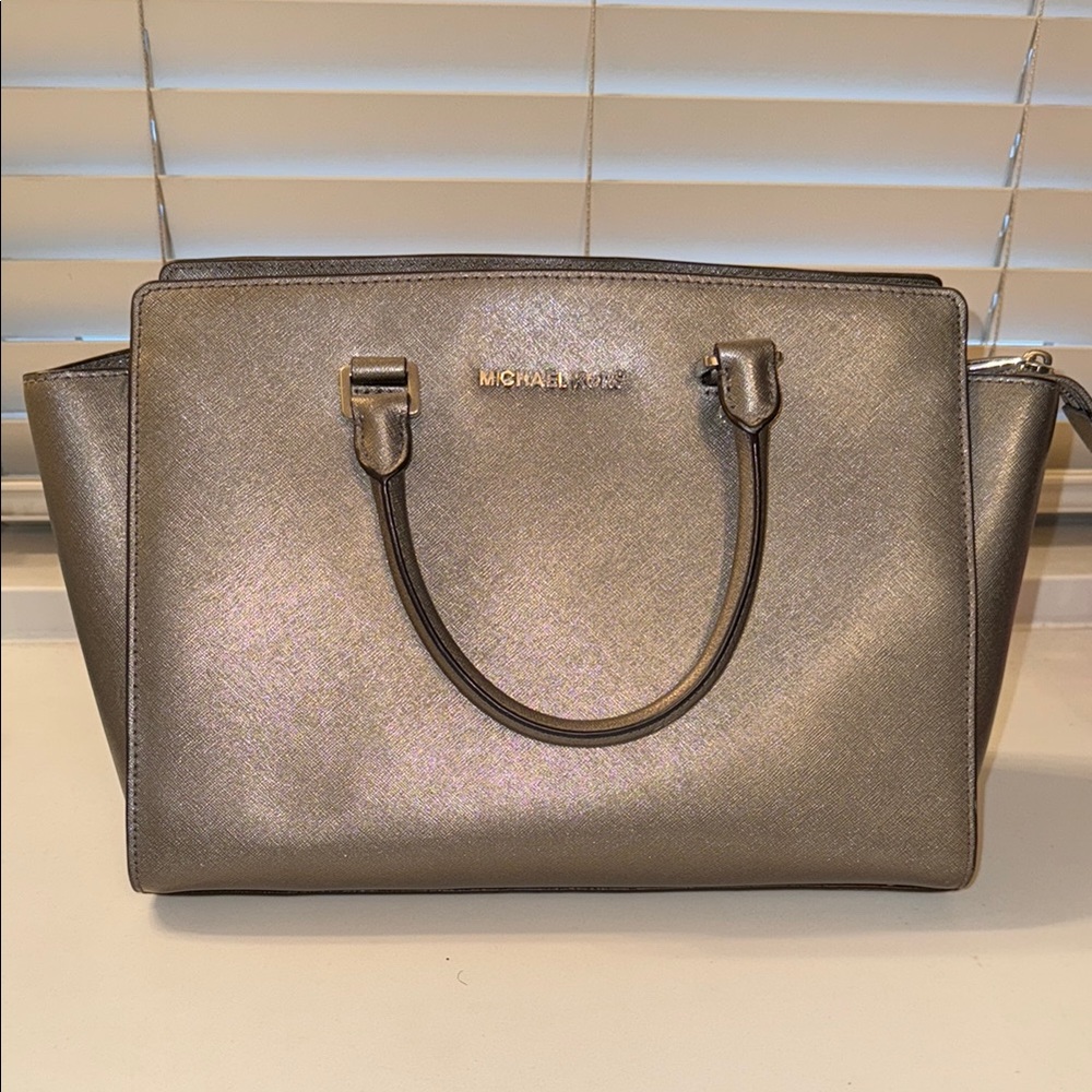Michael Kors Selma Medium Metallic Silver Women's Bag